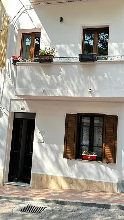 Hotel Casa Del Corso Dorgali 0*,  Italien